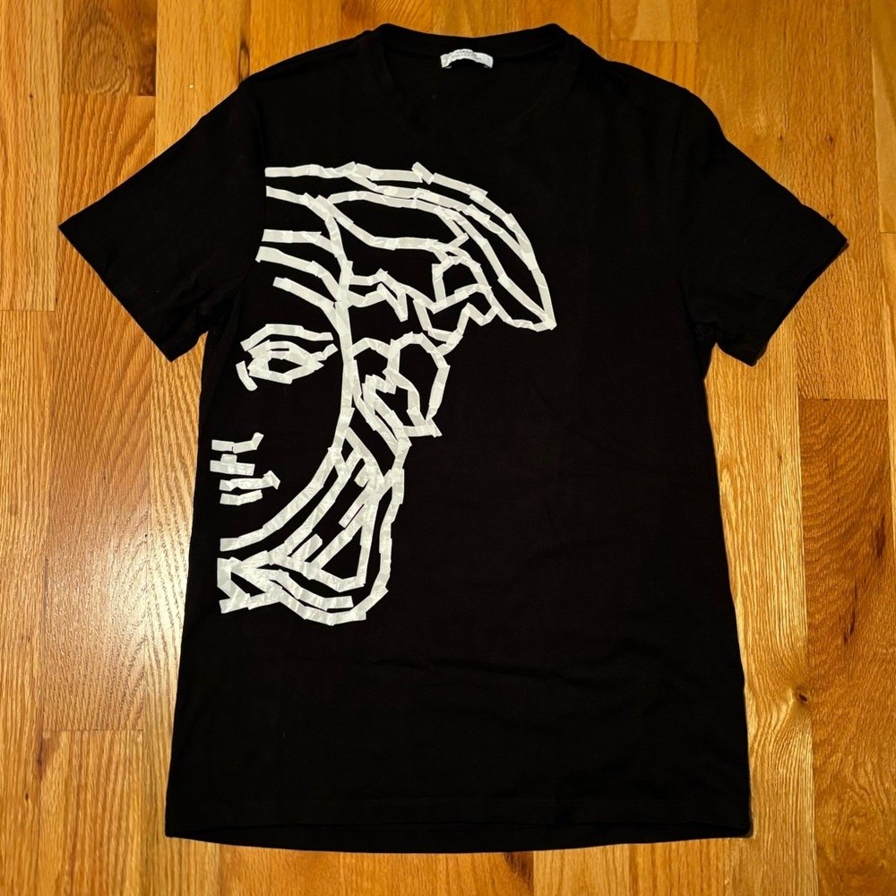 Versace Medusa Tape Logo Tshirt 🔥
